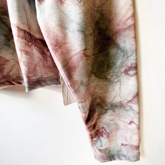 Tie-Dye Womens Cropped Hoodie Size (L) NWT - Picture 6 of 9